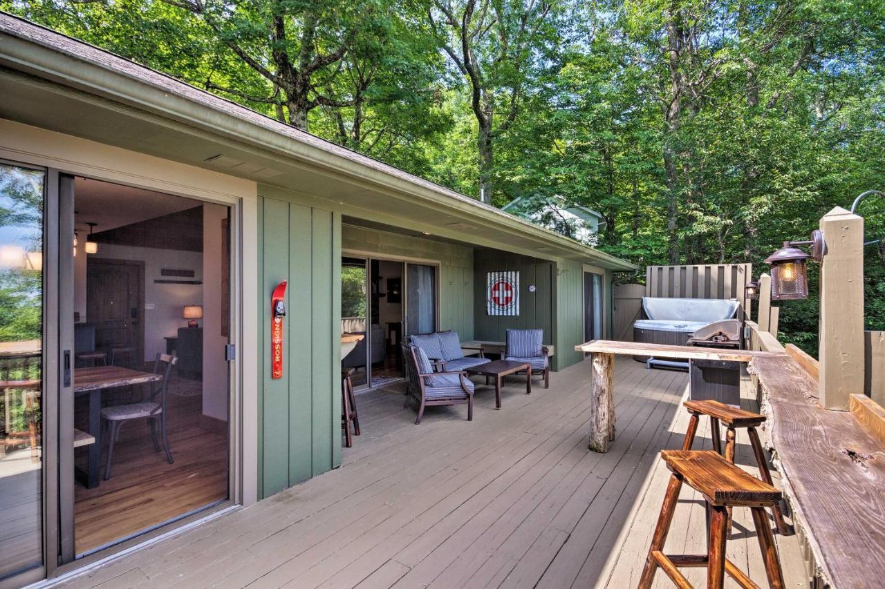 Cabin With Hot Tub And Mountain Views Less Than 5 Mi To Boone Blowing Rock Bagian luar foto