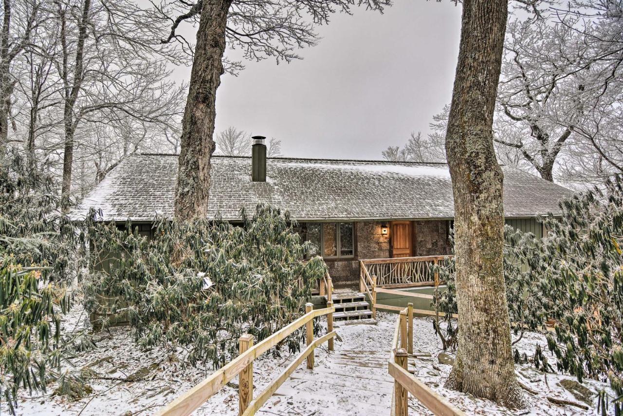 Cabin With Hot Tub And Mountain Views Less Than 5 Mi To Boone Blowing Rock Bagian luar foto